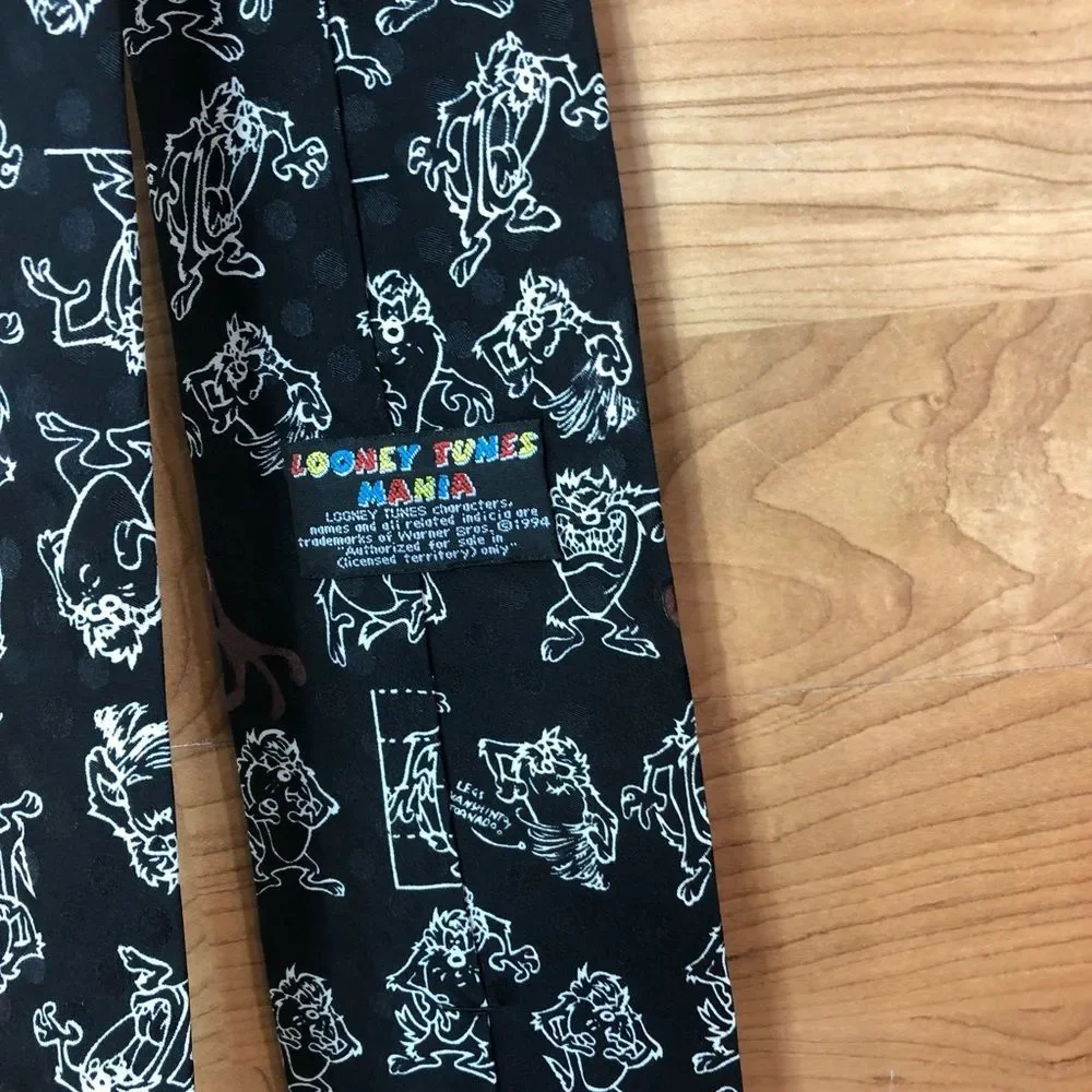 Vintage Looney Tunes Mania 1994 Taz Warner Bros. Tie